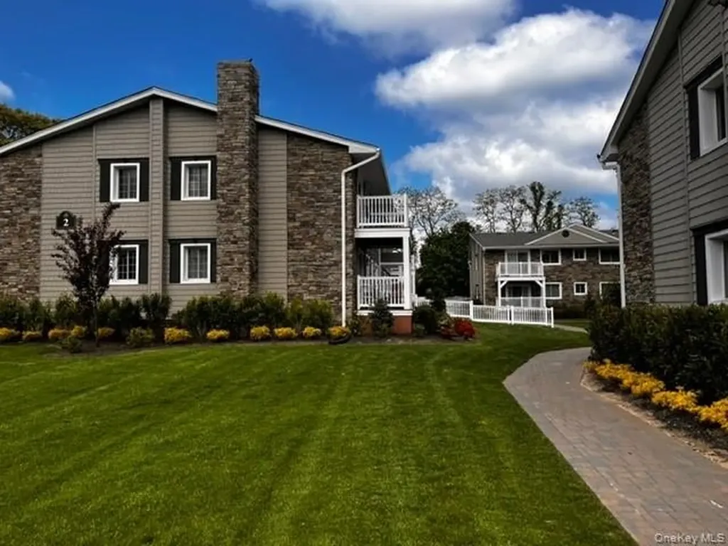 1 Williams Boulevard Lake Grove NY 11755