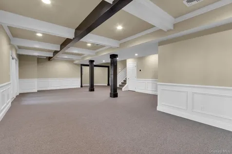 2 Bethpage Court Cortlandt Manor NY 10567