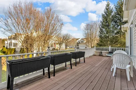 2 Bethpage Court Cortlandt Manor NY 10567