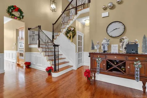 2 Bethpage Court Cortlandt Manor NY 10567