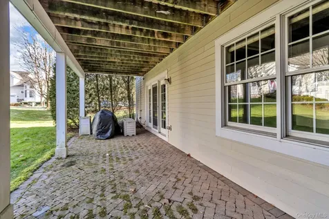 2 Bethpage Court Cortlandt Manor NY 10567