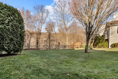 2 Bethpage Court Cortlandt Manor NY 10567