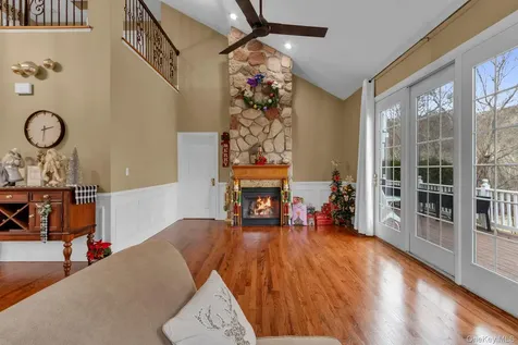 2 Bethpage Court Cortlandt Manor NY 10567