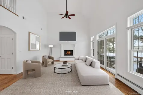 30 Alison Court Kingston NY 12401