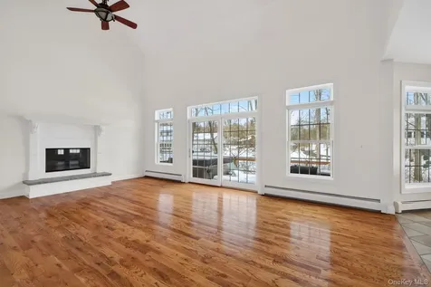 30 Alison Court Kingston NY 12401