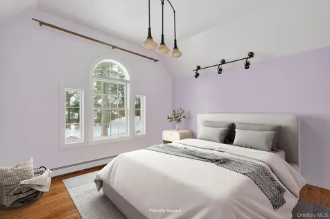 30 Alison Court Kingston NY 12401