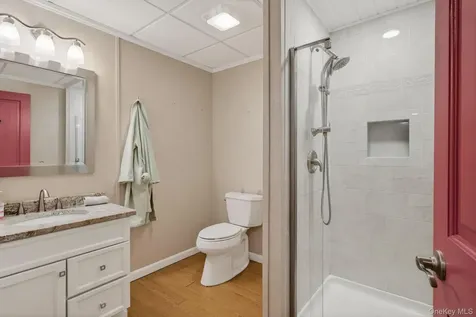 30 Alison Court Kingston NY 12401