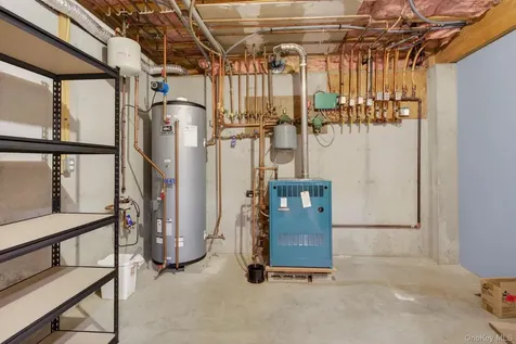 30 Alison Court Kingston NY 12401