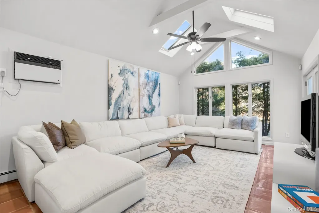 151 Hilburn Road Scarsdale NY 10583