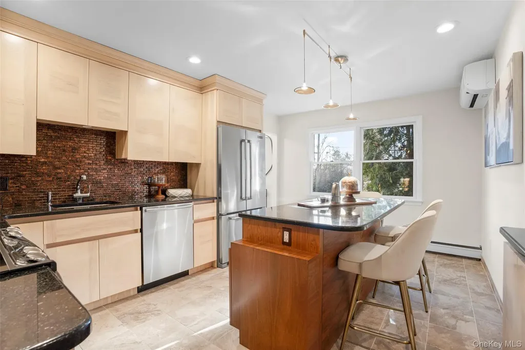 151 Hilburn Road Scarsdale NY 10583