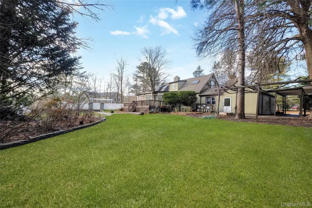 12 Summerset Drive Smithtown NY 11787