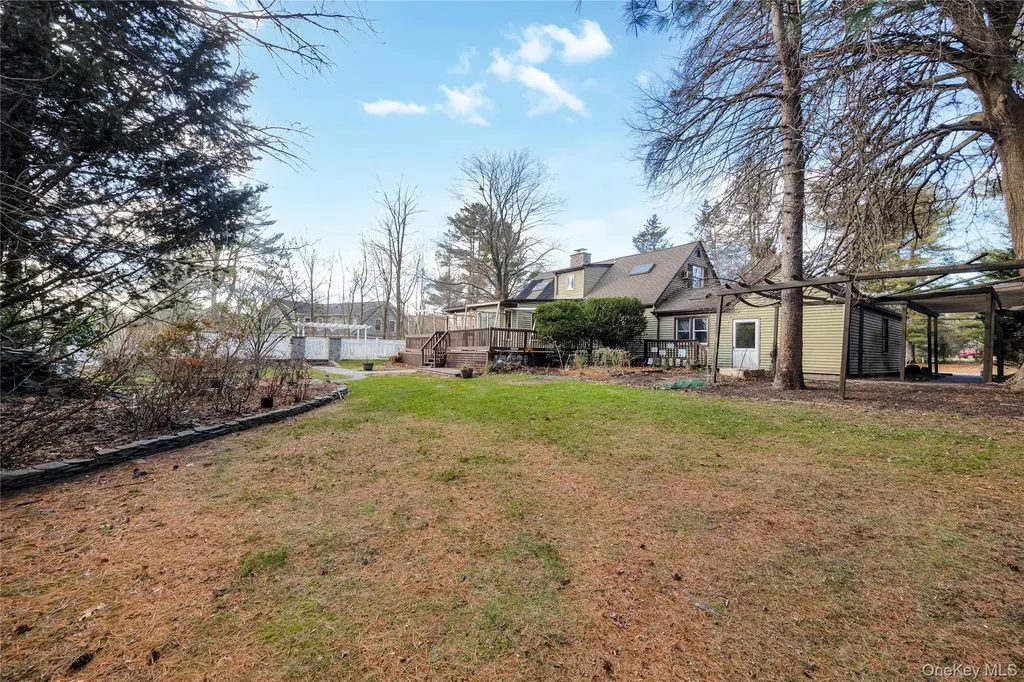 12 Summerset Drive Smithtown NY 11787