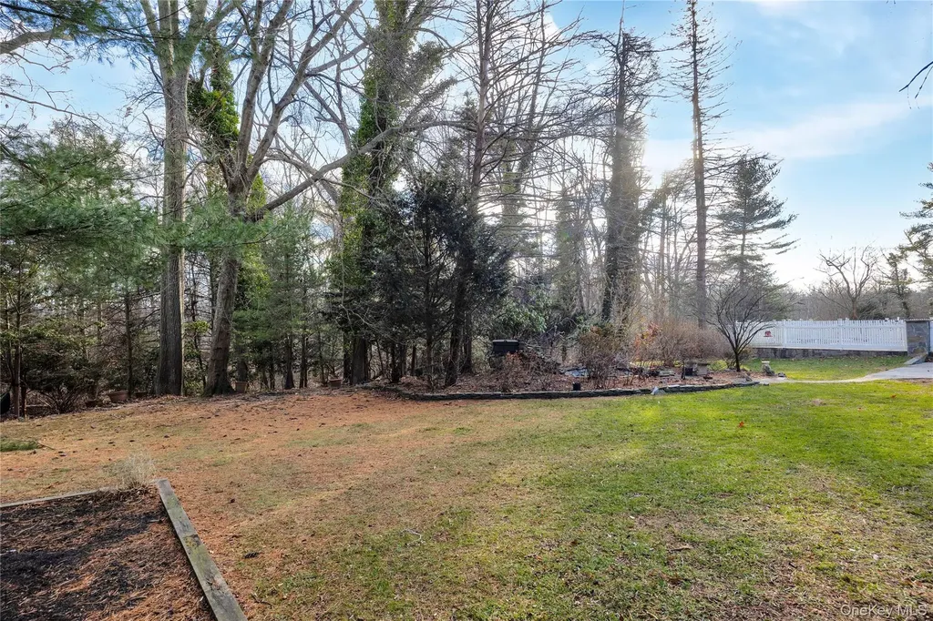 12 Summerset Drive Smithtown NY 11787