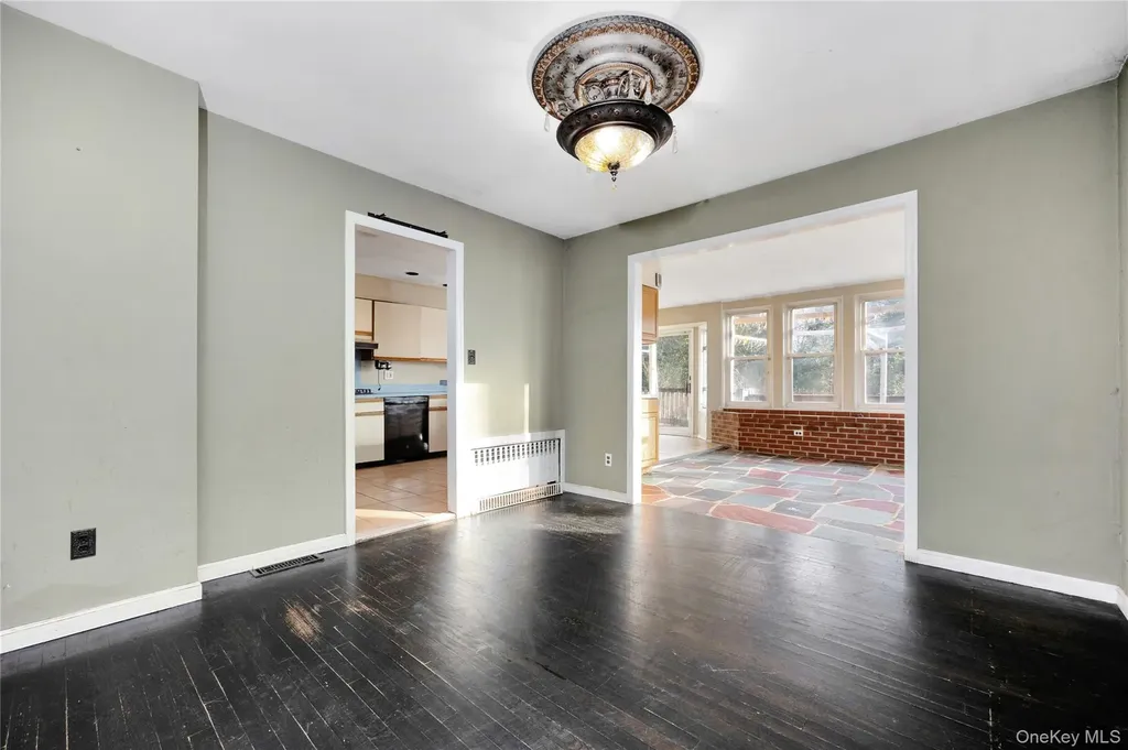 12 Summerset Drive Smithtown NY 11787