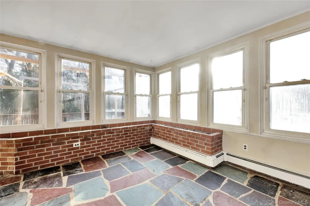 12 Summerset Drive Smithtown NY 11787