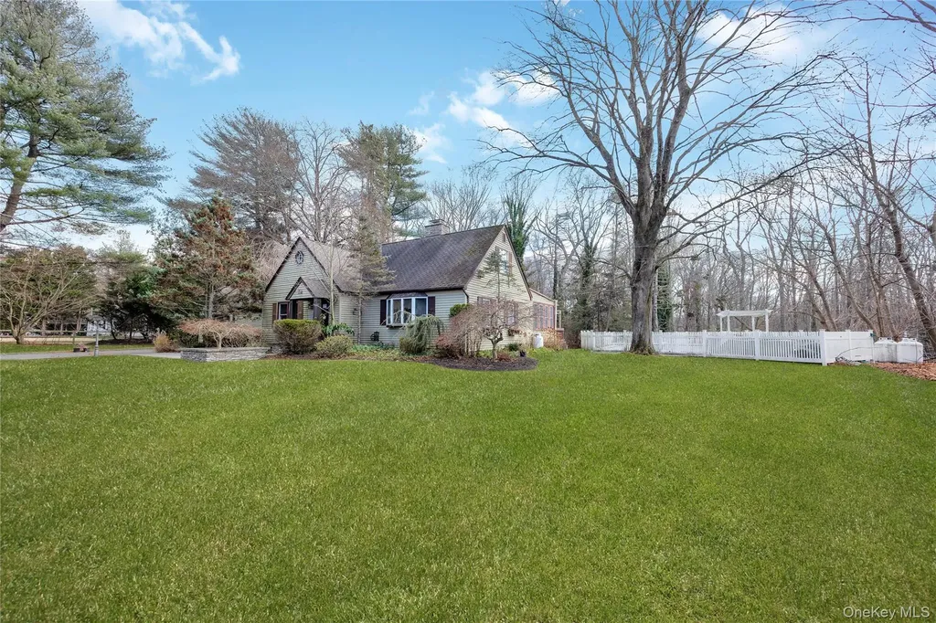 12 Summerset Drive Smithtown NY 11787