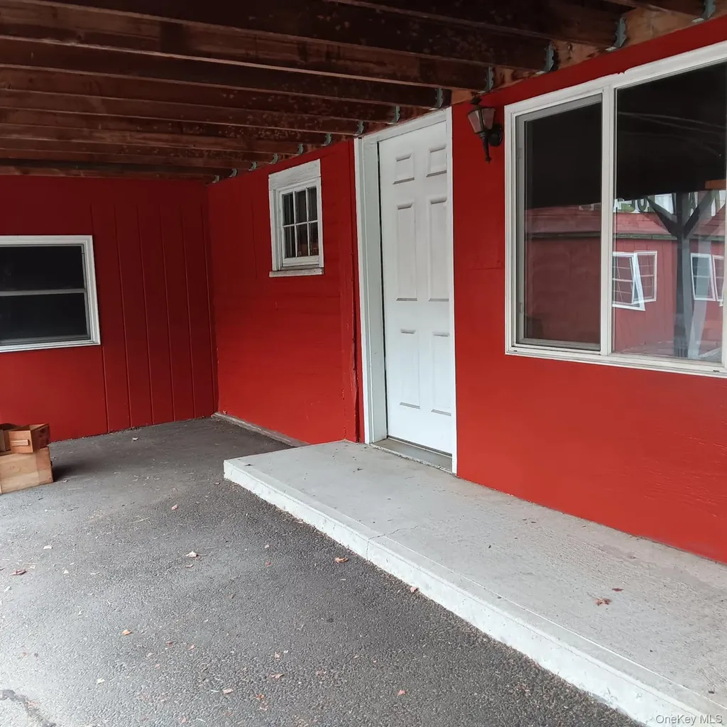 39 State Route 211 Cuddebackville NY 12729