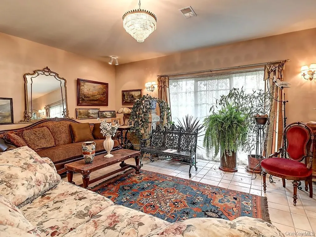 39 State Route 211 Cuddebackville NY 12729