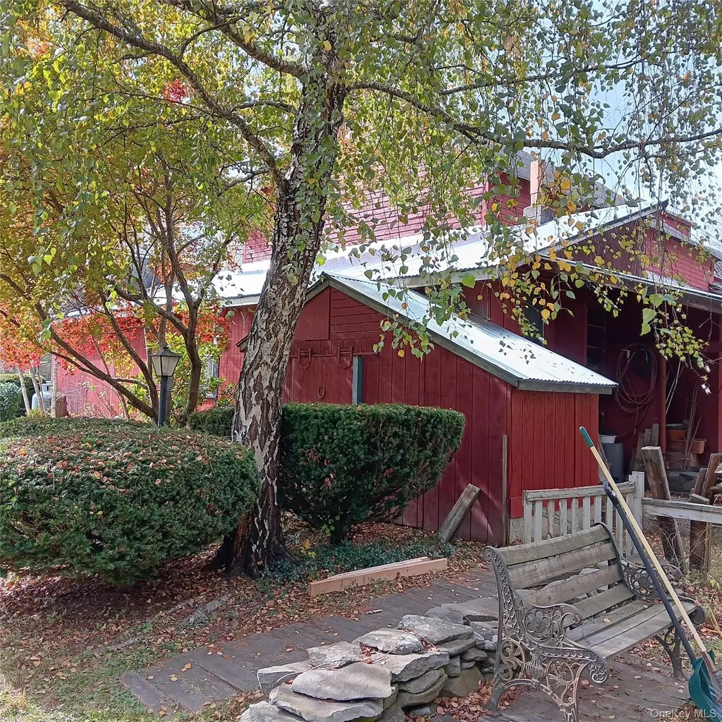 39 State Route 211 Cuddebackville NY 12729