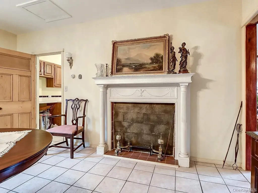 39 State Route 211 Cuddebackville NY 12729