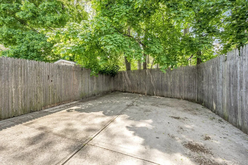 3313 Rombouts Avenue Bronx NY 10475