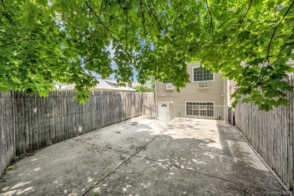 3313 Rombouts Avenue Bronx NY 10475