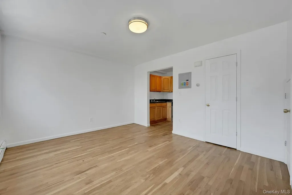 3313 Rombouts Avenue Bronx NY 10475