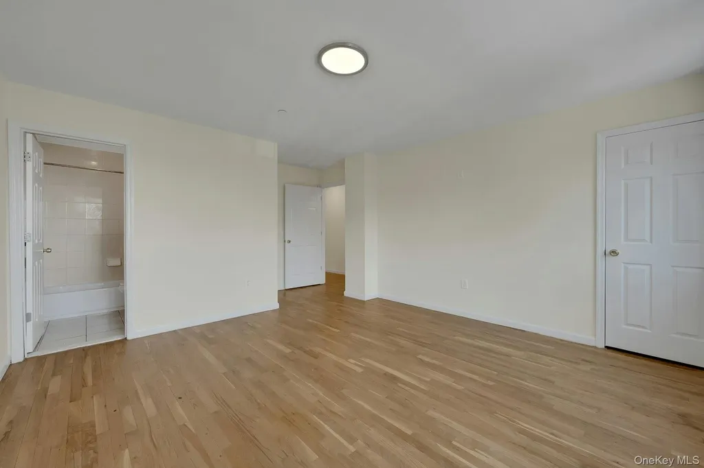 3313 Rombouts Avenue Bronx NY 10475