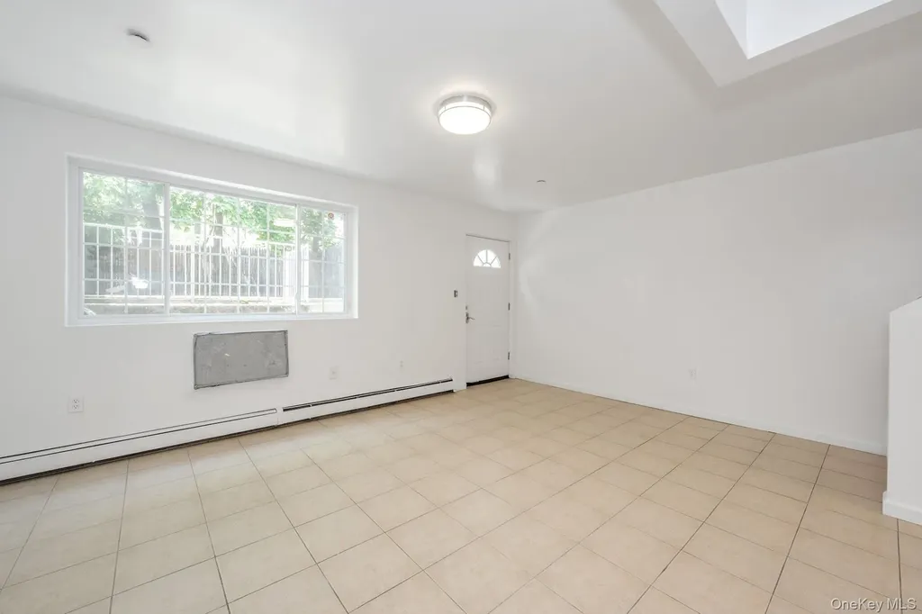 3313 Rombouts Avenue Bronx NY 10475