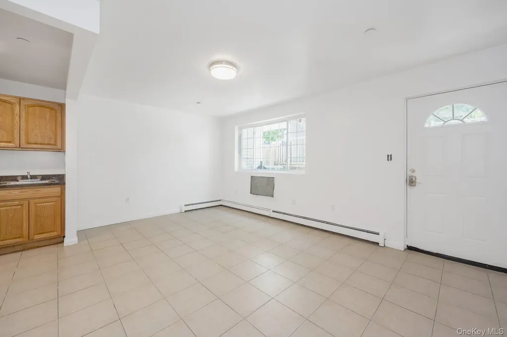 3313 Rombouts Avenue Bronx NY 10475