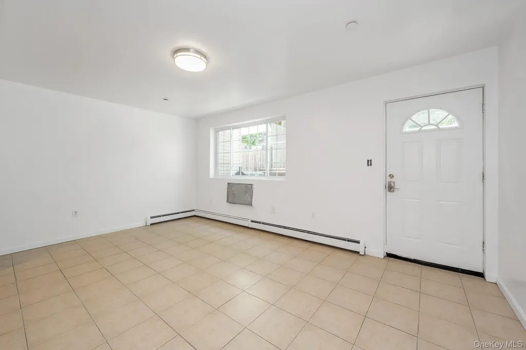 3313 Rombouts Avenue Bronx NY 10475