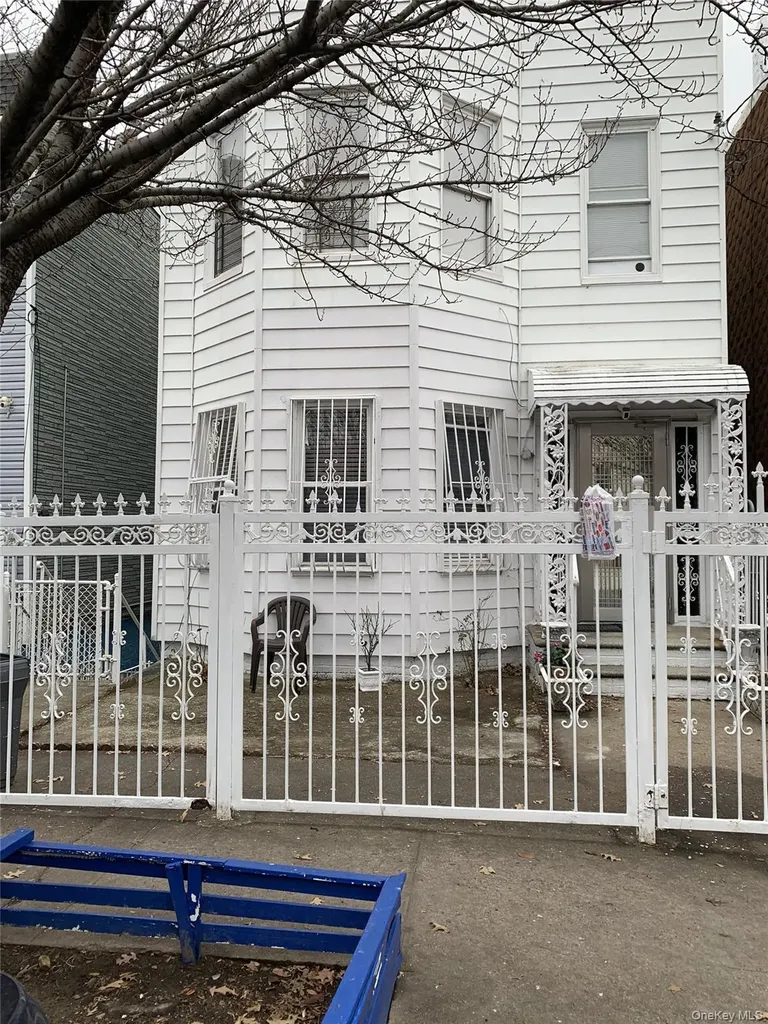 1039 Olmstead Avenue Bronx NY 10472