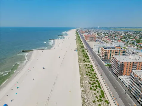 230 W Broadway Long Beach NY 11561