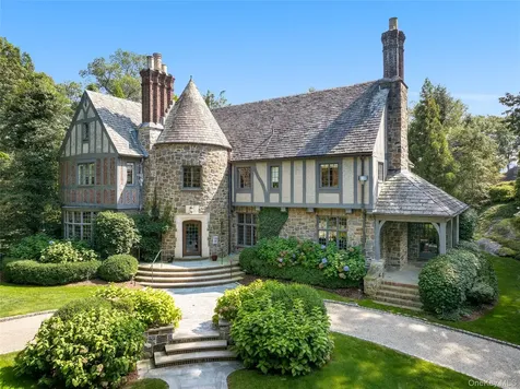 42 Masterton Road Bronxville NY 10708