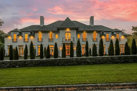 7 Carlton Road Bronxville NY 10708