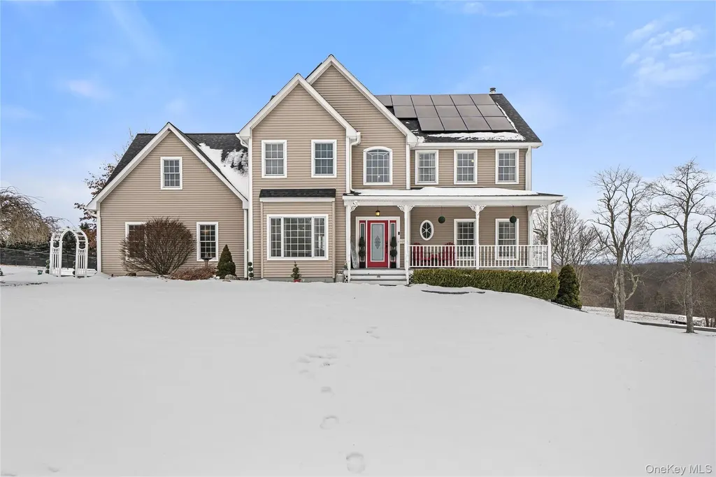 140 Gate Schoolhouse Road New Hampton NY 10958