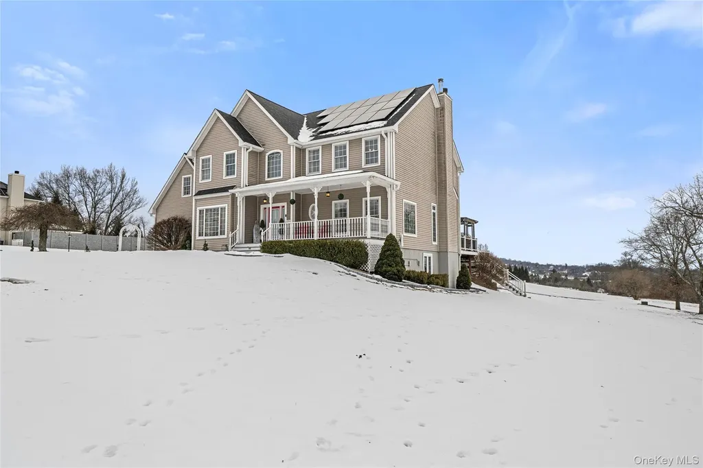 140 Gate Schoolhouse Road New Hampton NY 10958