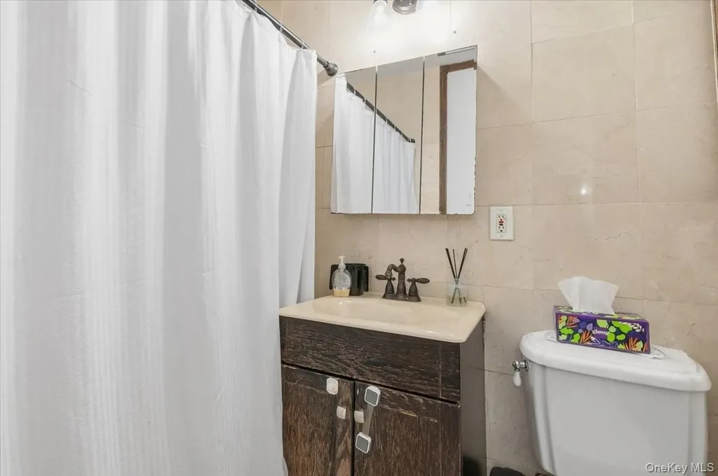 1210 Plainview Avenue Far Rockaway NY 11691