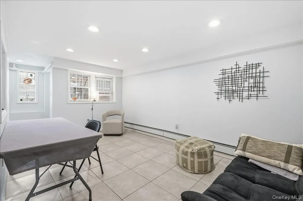 1210 Plainview Avenue Far Rockaway NY 11691