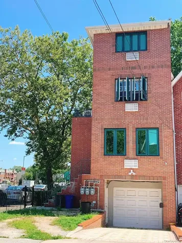 61-11 159TH Street Fresh Meadows NY 11365