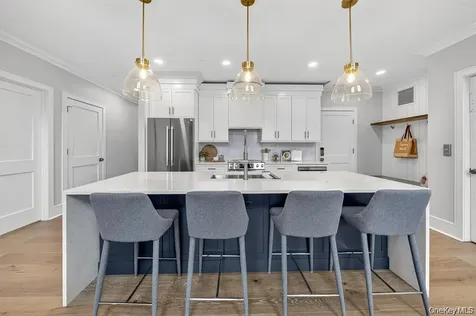 1828 Soundview Court Yorktown Heights NY 10598