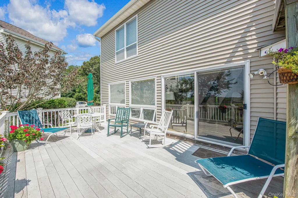 24 Spinnaker Lane East Patchogue NY 11772