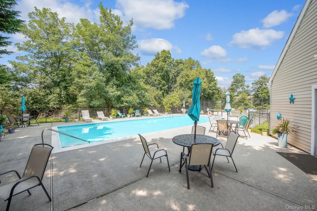 24 Spinnaker Lane East Patchogue NY 11772