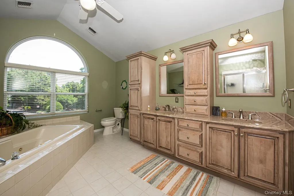 24 Spinnaker Lane East Patchogue NY 11772