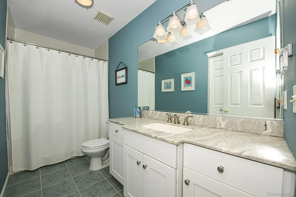 24 Spinnaker Lane East Patchogue NY 11772