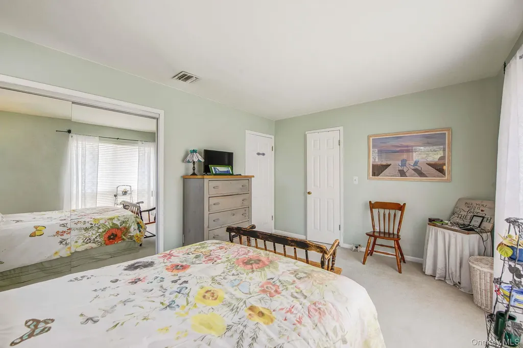 24 Spinnaker Lane East Patchogue NY 11772