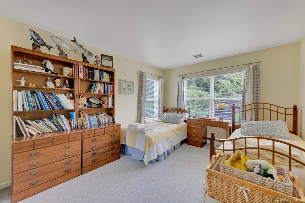 24 Spinnaker Lane East Patchogue NY 11772