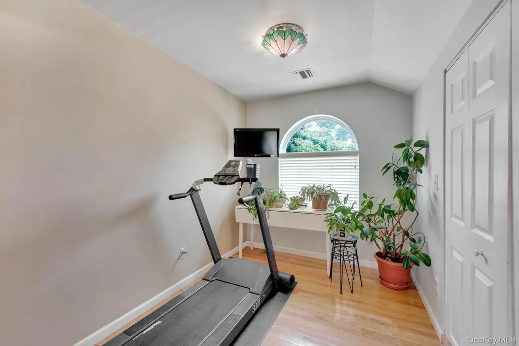 24 Spinnaker Lane East Patchogue NY 11772