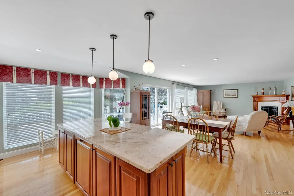 24 Spinnaker Lane East Patchogue NY 11772
