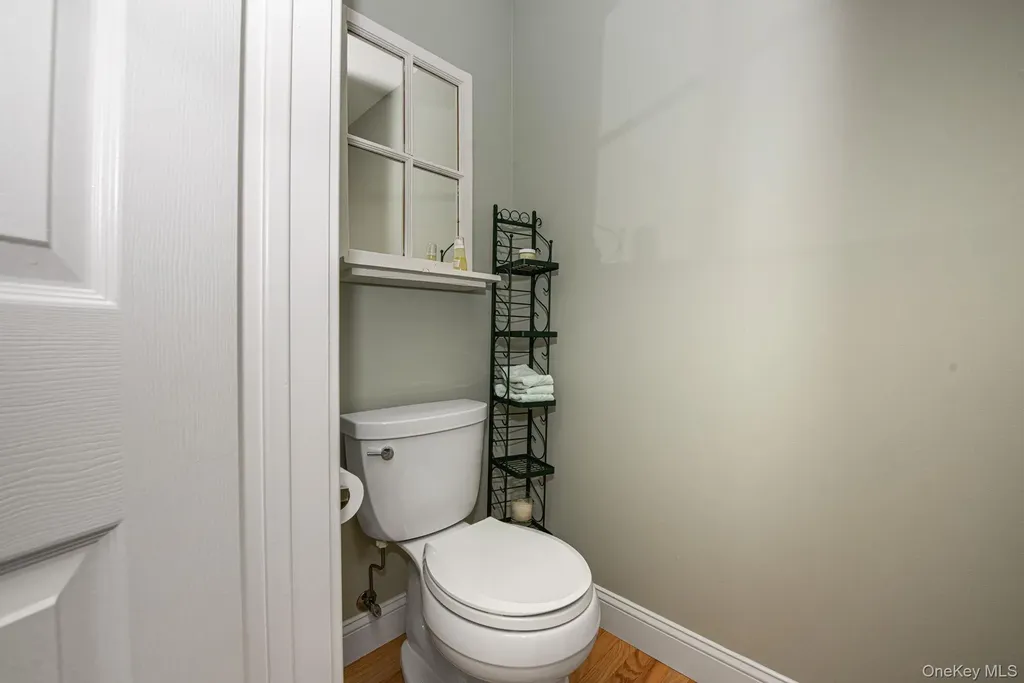 24 Spinnaker Lane East Patchogue NY 11772